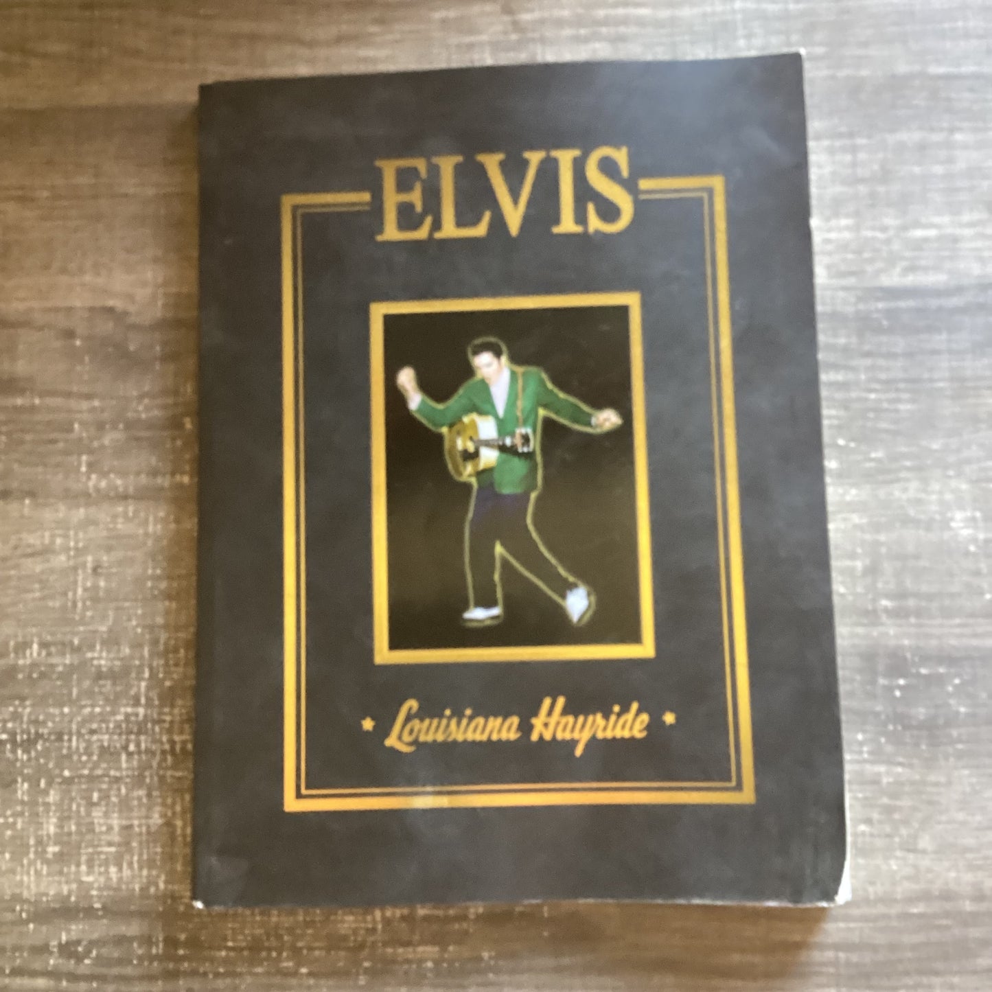 Elvis ~Louisiana Hayride~
By Joey Kent