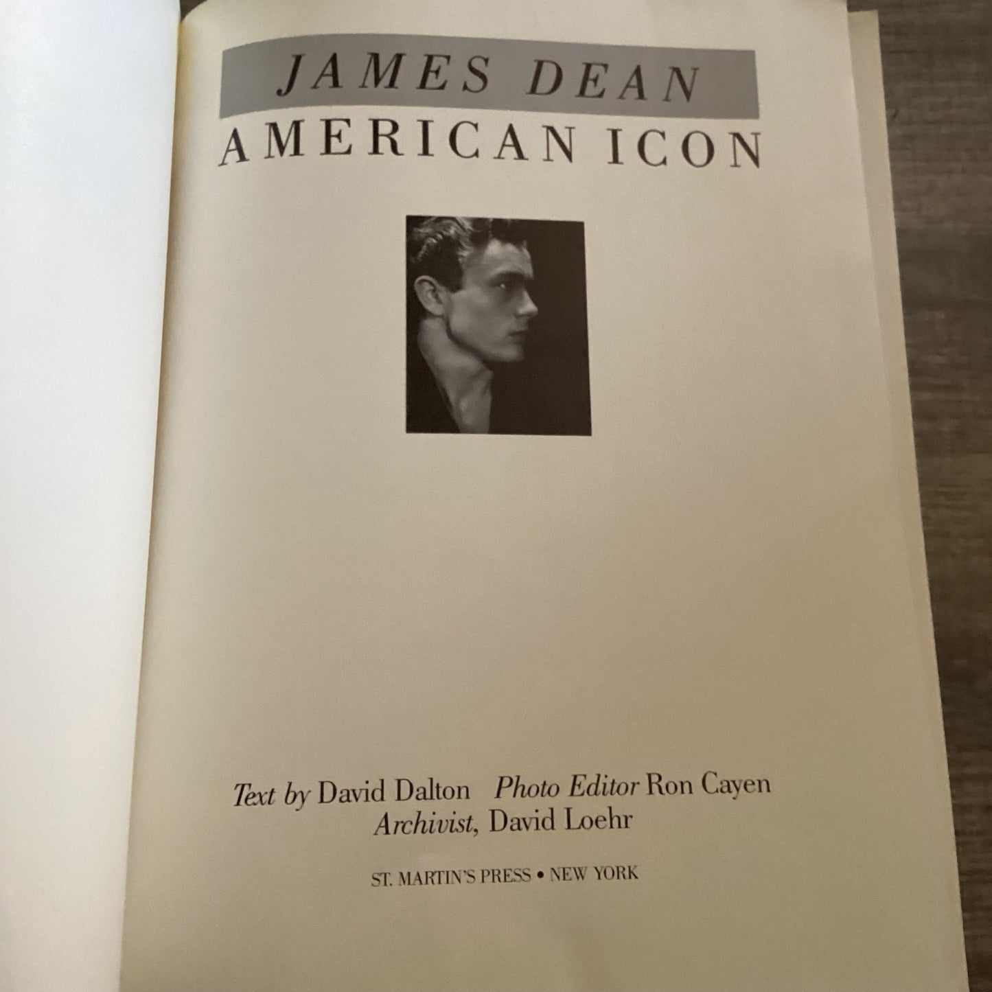 James Dean
American icon 
By David Dalton
