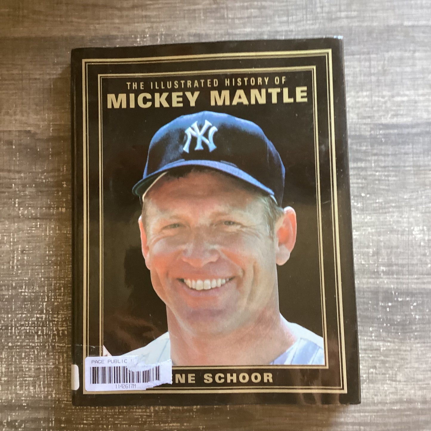 The Illustrated History of Mickey Mantle
By Gene Schoor