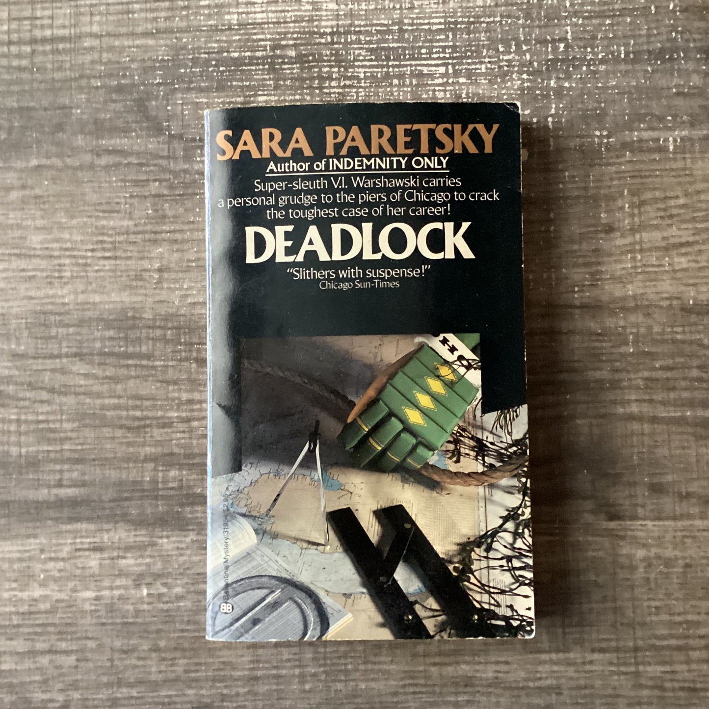Deadlock
By Sara Paretsky